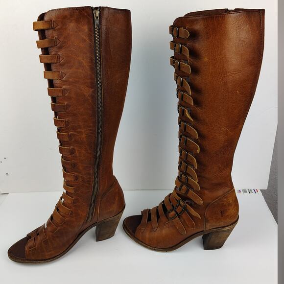 FRYE IZZY Belted Gladiator Distressed Leather Buckles Open Toe Boot Sandals 10 - Picture 6 of 17